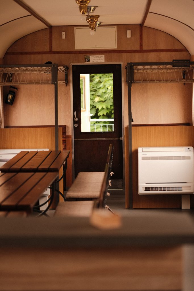 Innenraum (Blick von Küche)