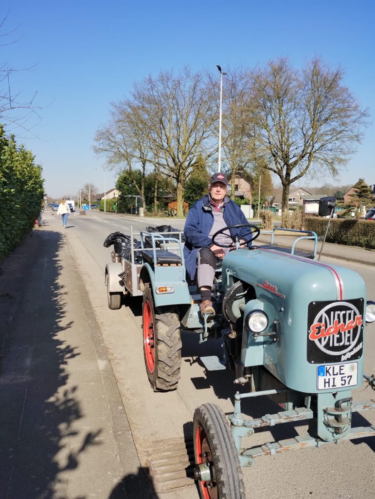 525a75cb-2384-424f-842e-78767a574d8e