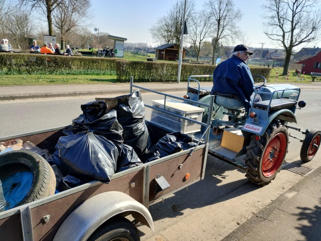 f6f3ae13-06bb-4f90-b68b-e0908dc67212