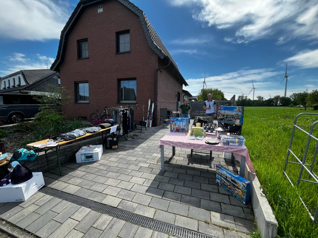 eff752c9-47b0-4170-9f86-fd69c44bb65a